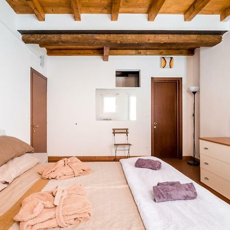 Whouse Suite Apartment Mirasole โบโลญญา ภายนอก รูปภาพ