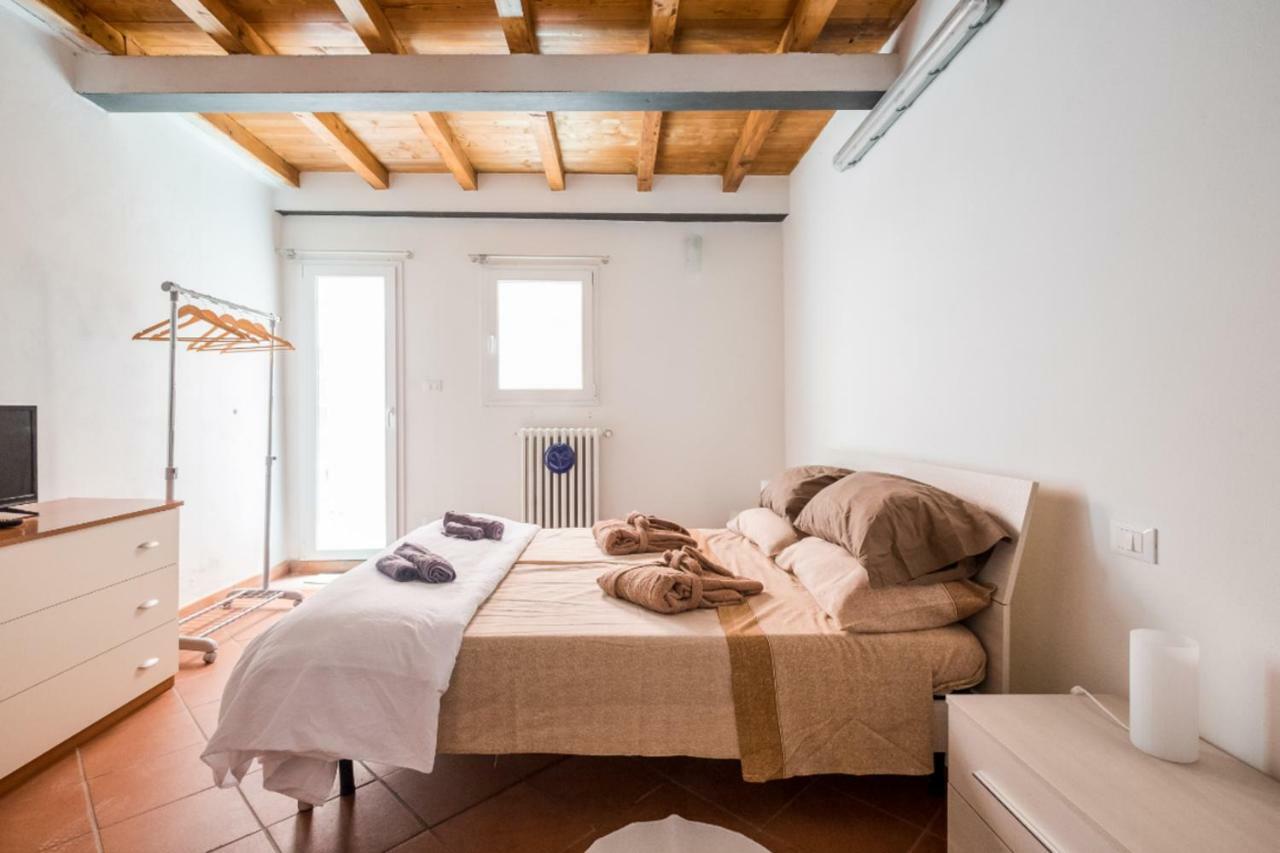 Whouse Suite Apartment Mirasole โบโลญญา ภายนอก รูปภาพ